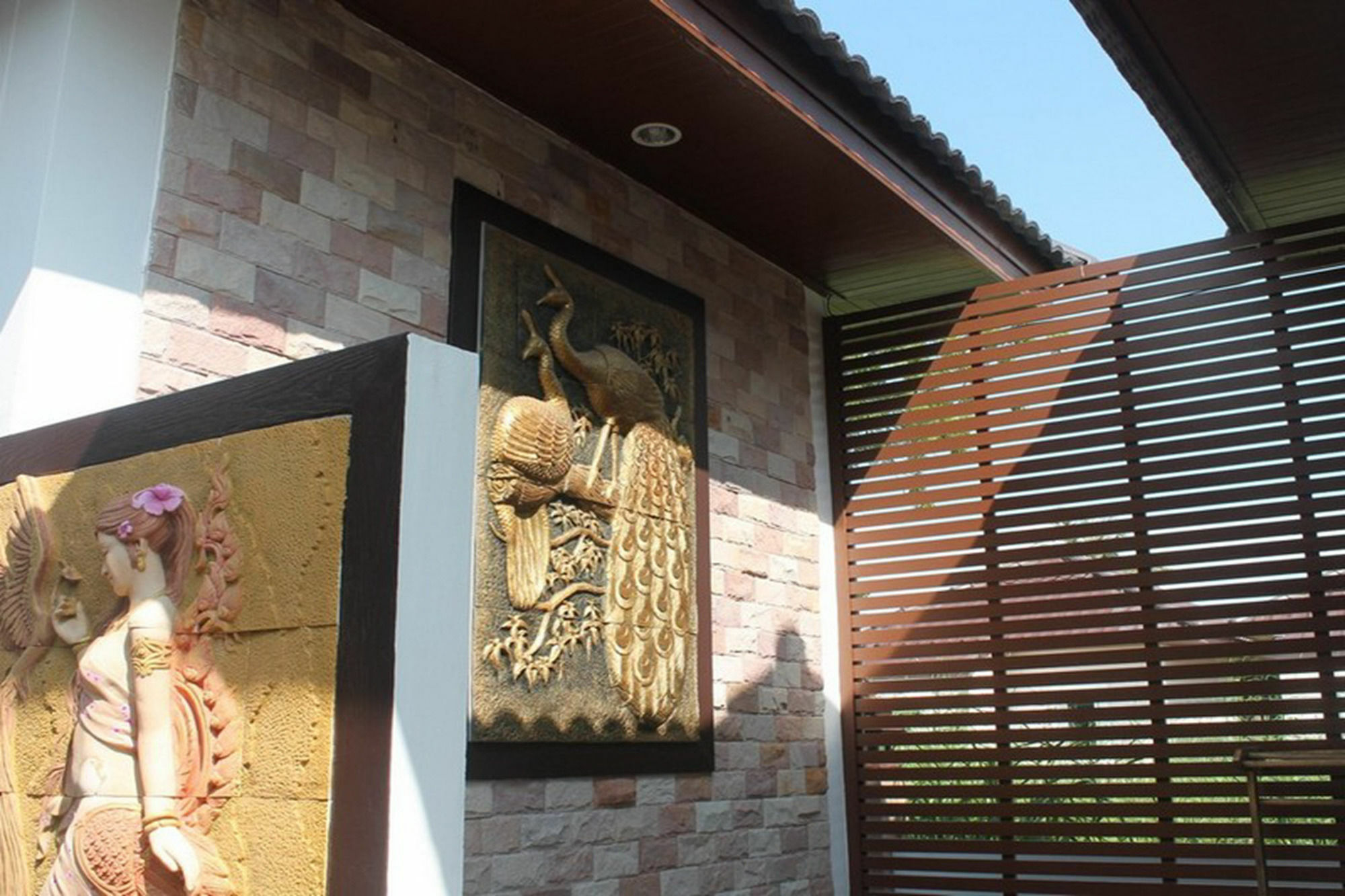 Wilawan Pool Resort Koh Larn Екстериор снимка