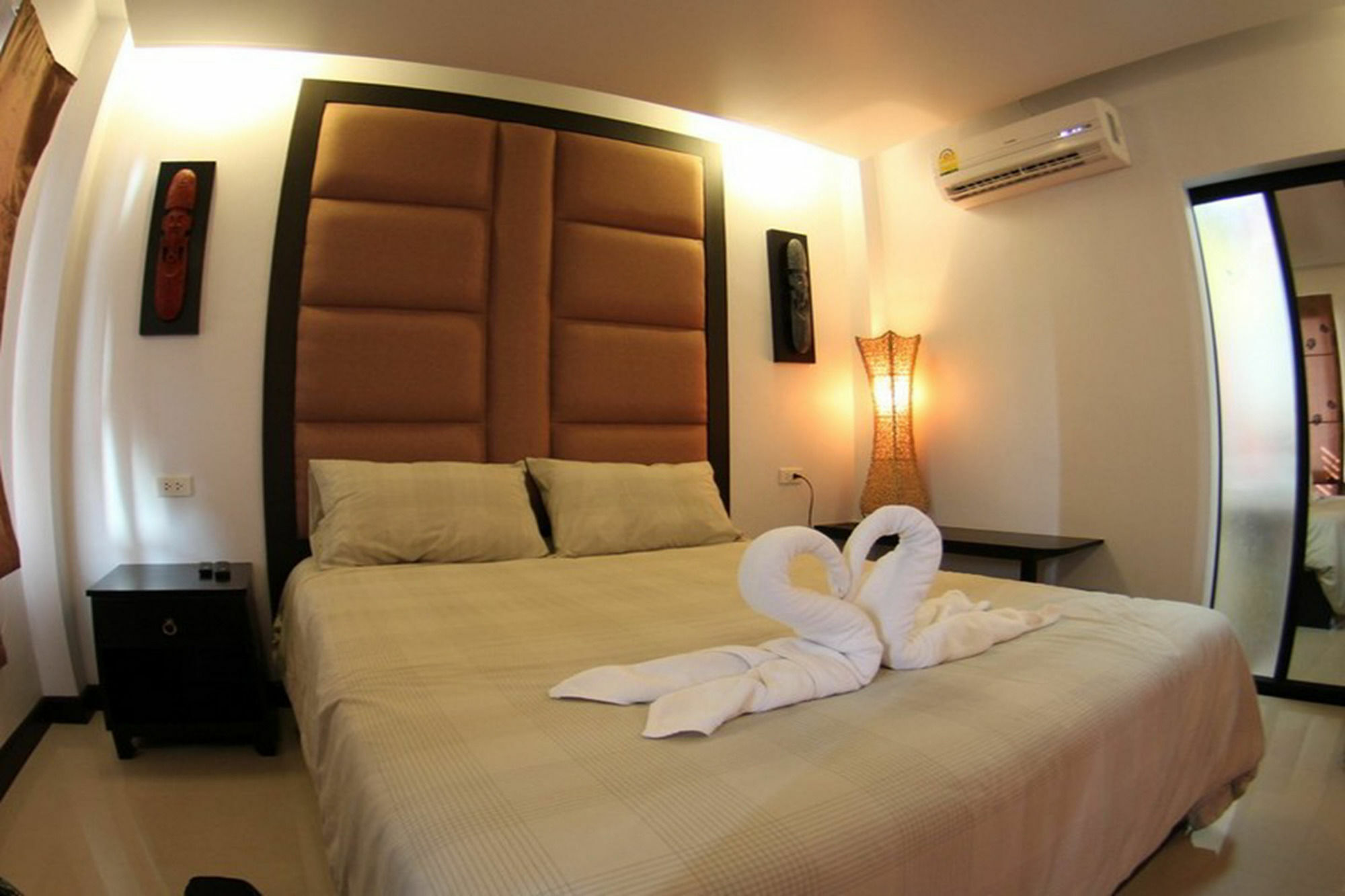 Wilawan Pool Resort Koh Larn Екстериор снимка
